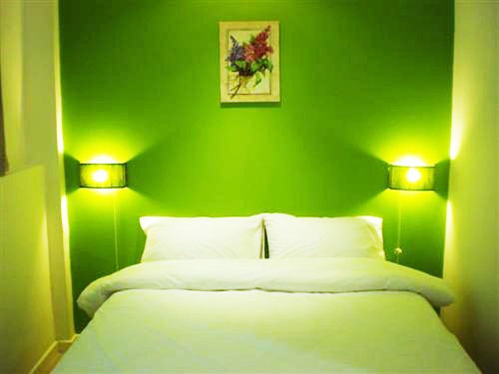 At Hua Lamphong Hotel Bangkok Buitenkant foto